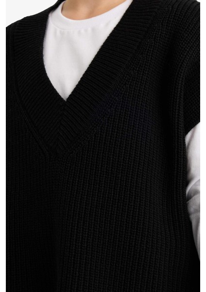 Kız Çocuk Oversize Geniş Kalıp V Yaka Triko Süveter F2625A825AU fırsatları