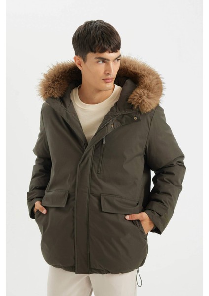 Regular Fit Kapüşonlu Fermuarlı Cepli Kürklü Mont Parka D1275AX24WN