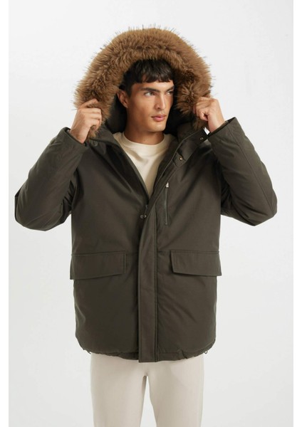 Regular Fit Kapüşonlu Fermuarlı Cepli Kürklü Mont Parka D1275AX24WN indirimleri