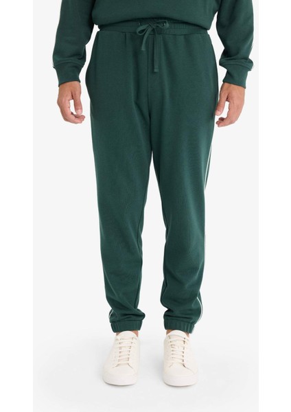 Regular Fit Beli Bağcıklı Cepli Paçası Lastikli Jogger Eşofman Altı E9664AX25AU fırsatları