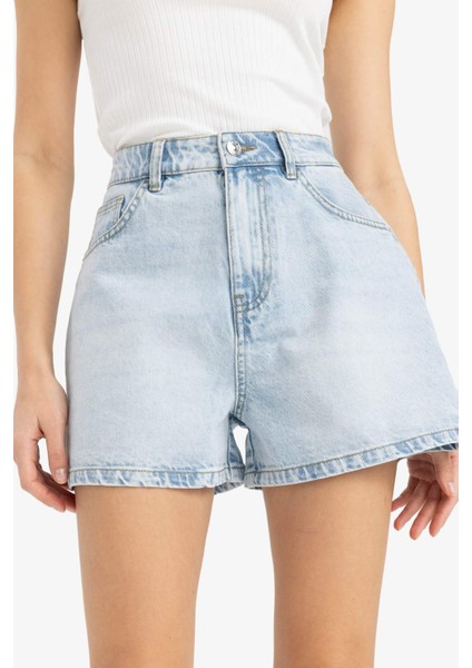 Mom Fit Yüksek Bel Kısa Paça Jean Şort E0524AX25SM indirimleri