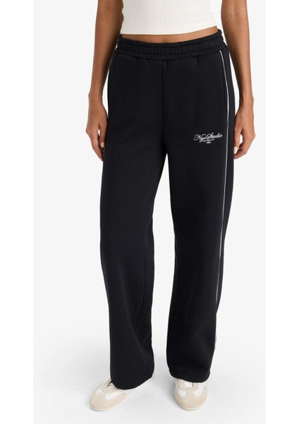 Straight Fit Baskılı Beli Lastikli Eşofman Altı fırsatları