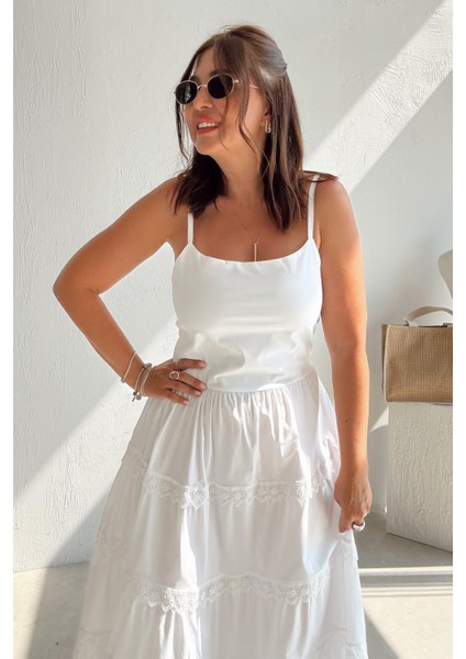 Beyaz Dantel Detaylı Elbise fiyatları