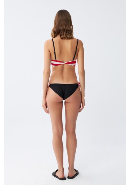 Kadın Yandan Bağlamalı Yarım Destekli Fiyonklu Alt Üst Bikini Takım Kırmızı 35014 indirimleri