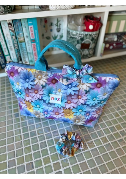 Renkli Papatya Desenli Saç Şekillendirici Çantası ()