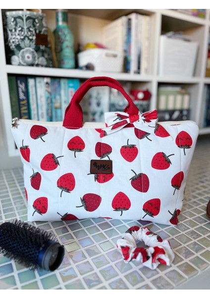 Çilek Saç Şekillendirici Çantası Xl Düzenleyici Seyahat (Toka Hediyeli)