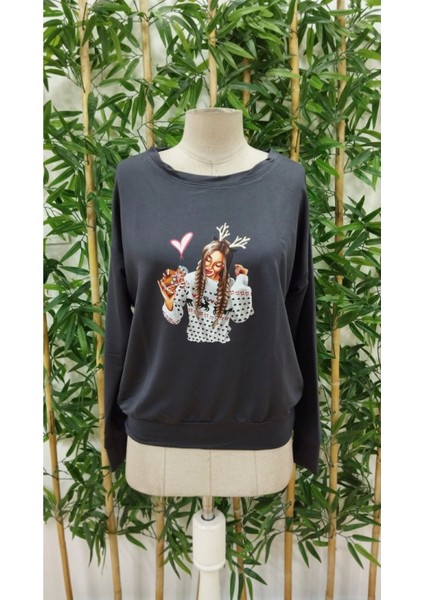 Yılbaşı Özel Desenli Uzun Kollu Viskon Bluz fırsatları