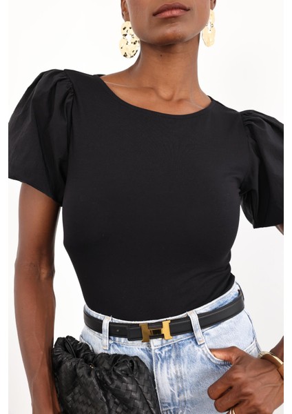 Siyah Kol Detaylı Bodysuit