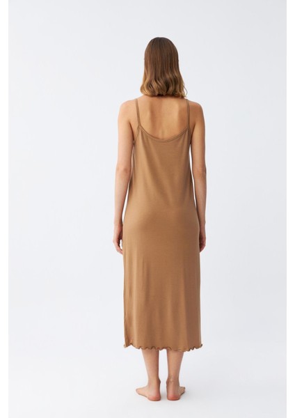 Kadın Ip Askılı Yırtmaçlı Uzun Sütlü Kahve Gecelik 90119 indirimleri