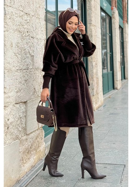 Bel Kuşaklı Yaka Taş Broş Detaylı Kaban 7874 Kahverengi fiyatları