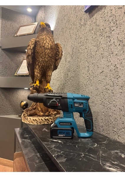Assur 4'lü Set Şarjlı Taşlama, Darbeli Somun Sıkma, Kırıcı Delici Hilti ve Vidalama Makinesi modelleri