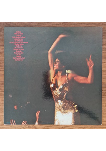 Shirley Bassey – Live At Carnegie Hall fiyatları