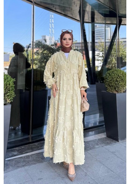 Püskül Detaylı V Yaka Düğmeli Elbise