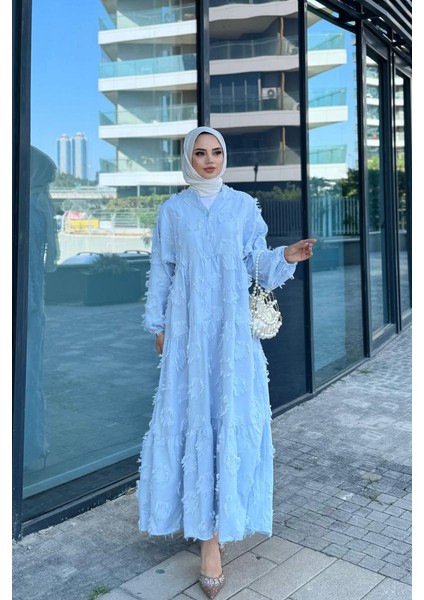 Püskül Detaylı V Yaka Düğmeli Elbise