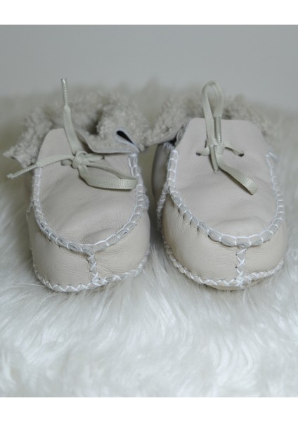 Unisex Bebek %100 Hakiki Deri El Yapımı Bebek Patiği | Yumuşak, Sıcak ve Rahat Ayakkabı Krem fiyatları