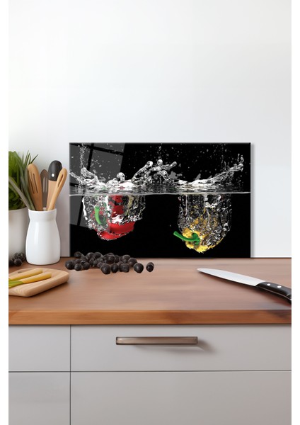 Sarı Kırmızı Biber Cam Kesme Tahtası, Silikon Ayaklı, Isıya Kırılmaya Dayanıklı Sunum Kesim Tablası