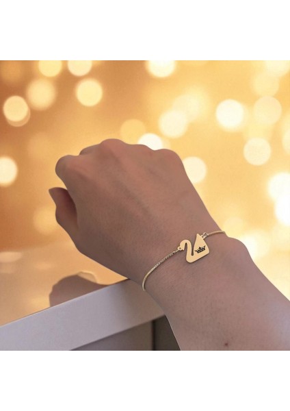 Krallık Temalı Kuğu Kuşu Motifli 14 Ayar Altın Plakalı Zincirli Hediye