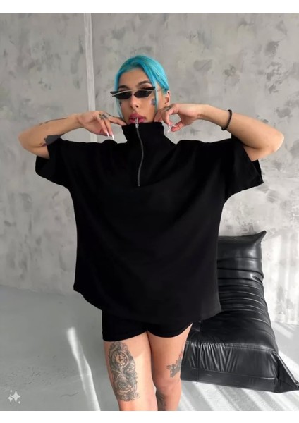 Yarım Fermuarlı Siyah Unisex Basic T-Shirt