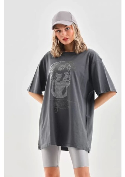 Şık Taş Desenli Oversize T-Shirt - Füme modelleri