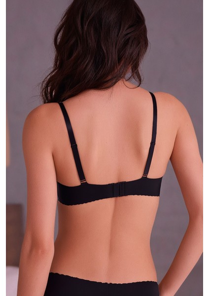 Linda Dikişsiz Sütyen modelleri