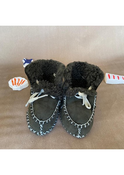 Unisex Bebek %100 Hakiki Deri El Yapımı Bebek Patiği | Yumuşak, Sıcak ve Rahat Ayakkabı Haki