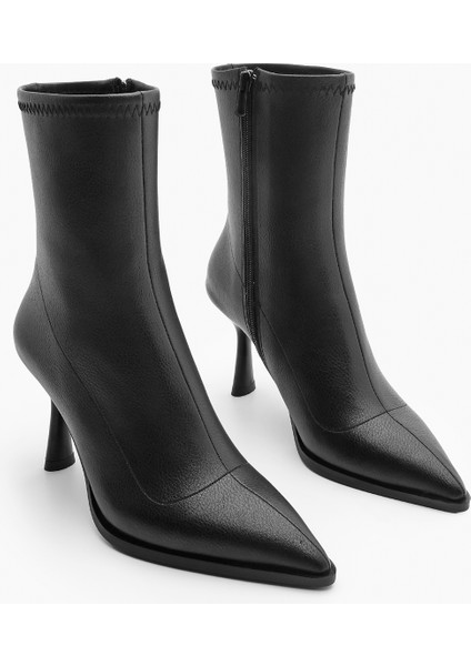 Kadın Topuklu Bot Sivri Burun Kadeh Ökçe Günlük Klasik Bot Holes Siyah indirimleri