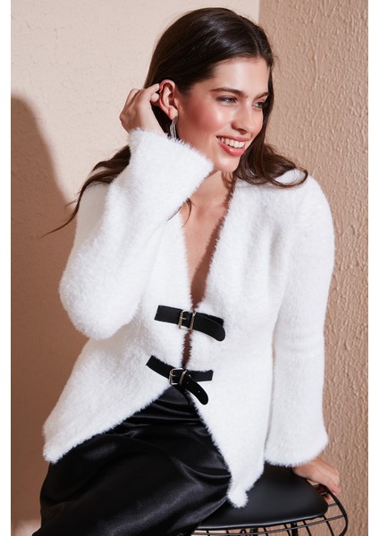 Premium Regular Fit V Yaka Çift Kemerli Peluş Hırka Bayan Hırka 680HI00112