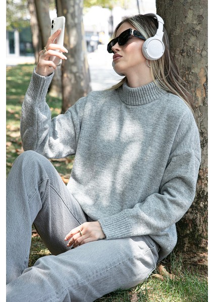 Premium Oversize Fit Balıkçı Yaka Yumuşak Dokulu Triko Kazak Bayan Kazak 680KZ00469