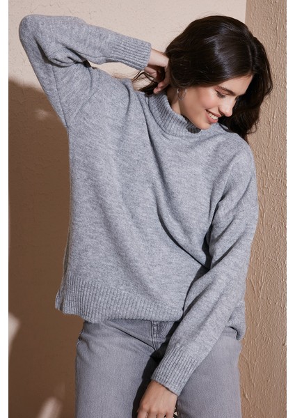 Premium Oversize Fit Balıkçı Yaka Yumuşak Dokulu Triko Kazak Bayan Kazak 680KZ00469 fiyatları