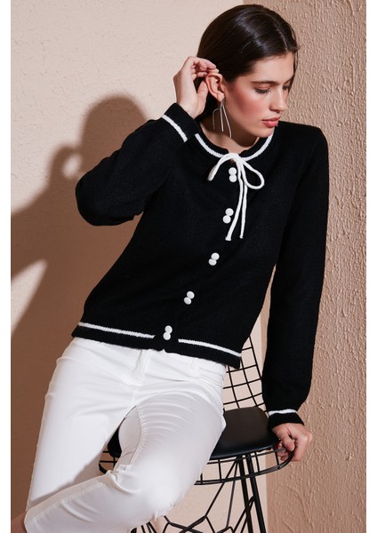 Premium Fitted Fit Bağlamalı Yaka Düğmeli Triko Hırka Bayan Hırka 680HI002408