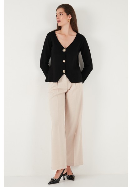 Premium Regular Fit V Yaka Düğmeli Triko Hırka Bayan Hırka 680HI00121 modelleri