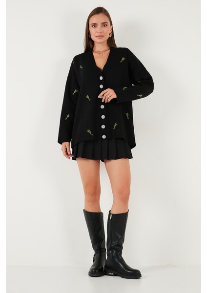 Oversize Fit Desenli V Yaka Triko Hırka Bayan Hırka 4616193 modelleri