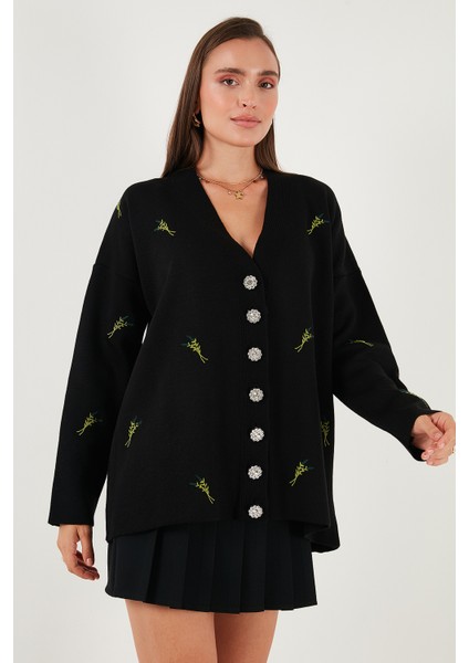 Oversize Fit Desenli V Yaka Triko Hırka Bayan Hırka 4616193 indirimleri