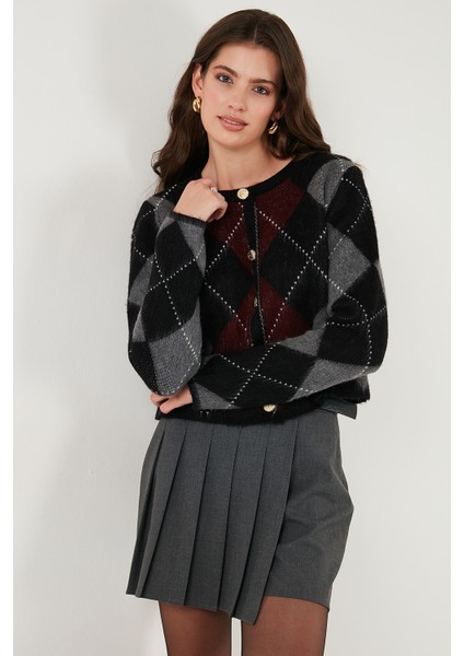 Regular Fit Bisiklet Yaka Baklava Desenli Düğmeli Crop Hırka Bayan Hırka 4615570