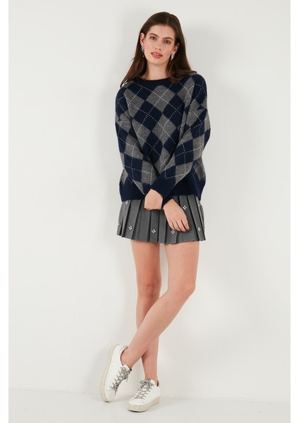 Oversize Fit Bisiklet Yaka Baklava Desenli Kazak Bayan Kazak 4615579 modelleri