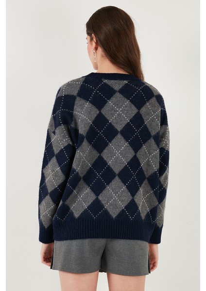 Oversize Fit Bisiklet Yaka Baklava Desenli Kazak Bayan Kazak 4615579