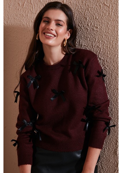 Premium Regular Fit Bisiklet Yaka Fiyonk Detaylı Triko Kazak Bayan Kazak 680KZ00155 fiyatları