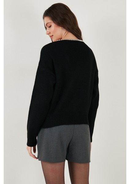 Premium Boncuk ve Fiyonk Detaylı Regular Fit V Yaka Triko Hırka Bayan Hırka 680HI00180