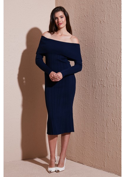 Premium Fitilli Carmen Yaka Slim Fit Midi Boy Triko Elbise Bayan Elbise 680EL00033