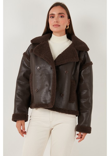 Oversize Kruvaze Yaka Peluş Detaylı Suni Deri Biker Ceket Mont Bayan Mont 6810247 modelleri