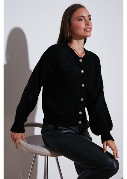 Premium Regular Fit Bisiklet Yaka Yumuşak Dokulu Hırka Bayan Hırka 680HI00147