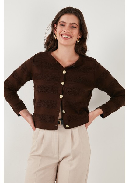 Premium Regular Fit Bisiklet Yaka Düğmeli Dokulu Triko Hırka Bayan Hırka 680HI00337 fiyatları