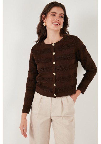 Premium Regular Fit Bisiklet Yaka Düğmeli Dokulu Triko Hırka Bayan Hırka 680HI00337