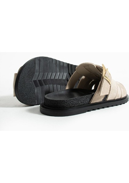 Julia Kadın Bej Tokalı Detaylı Terlik Sandalet