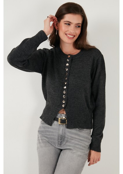 Premium Comfort Fit Yuvarlak Yaka Crop Triko Hırka Bayan Hırka 680HI00164 fırsatları