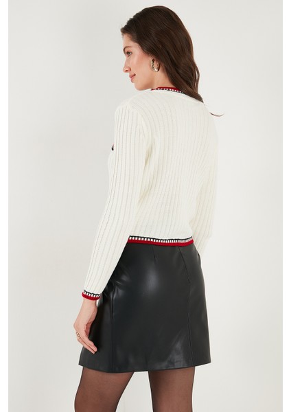 Premium Regular Fit Bisiklet Yaka Renk Bloklu Düğmeli Crop Hırka Bayan Hırka 680HI00550