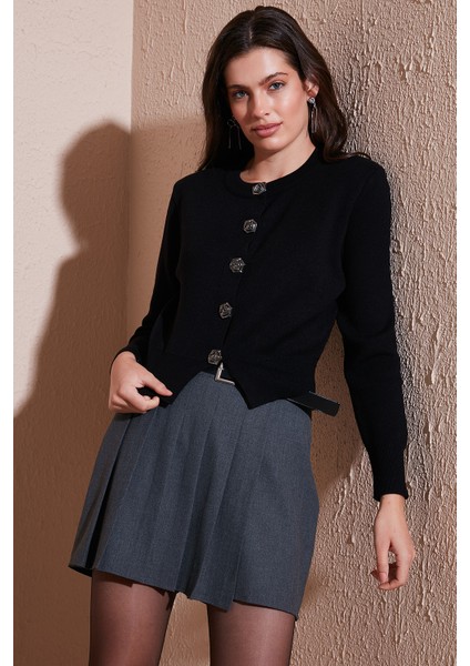 Premium Regular Fit Yuvarlak Yaka Crop Triko Hırka Bayan Hırka 680HI00110 indirimleri