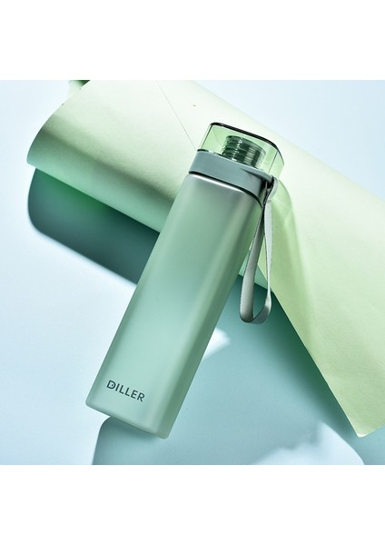 Diller D8646 Kare Şekli Fitness Sızdır Geçirmez Su Şişesi, Kapasite: 700ML (Yurt Dışından)