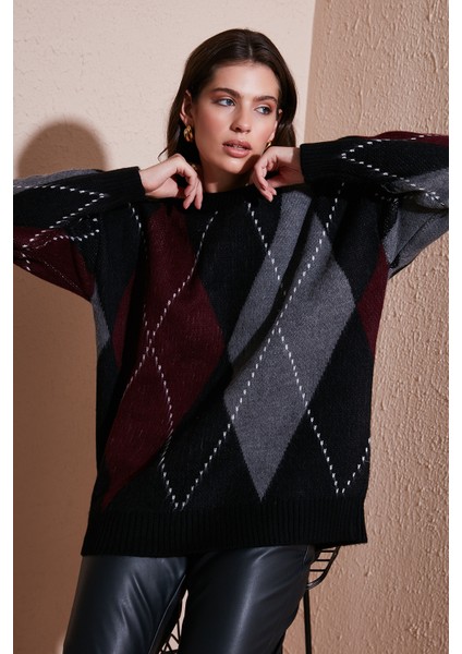 Oversize Fit Bisiklet Yaka Baklava Desenli Kazak Bayan Kazak 4615578 fiyatları