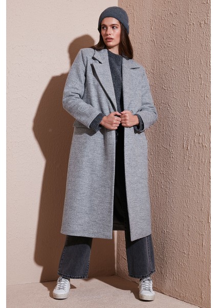 Yün Karışımlı Oversize Kruvaze Yaka Yırtmaçlı Uzun Kaşe Kaban Bayan Kaban 6810235